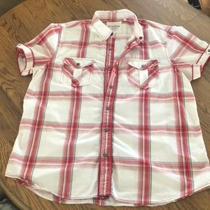 Men’s Guess button up shirt